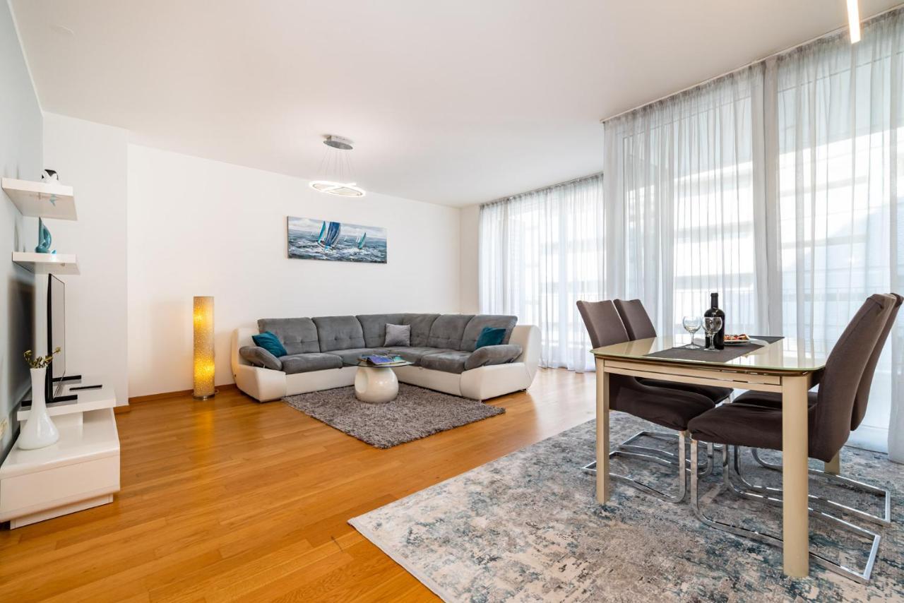Apartment Keka Zadar Bagian luar foto